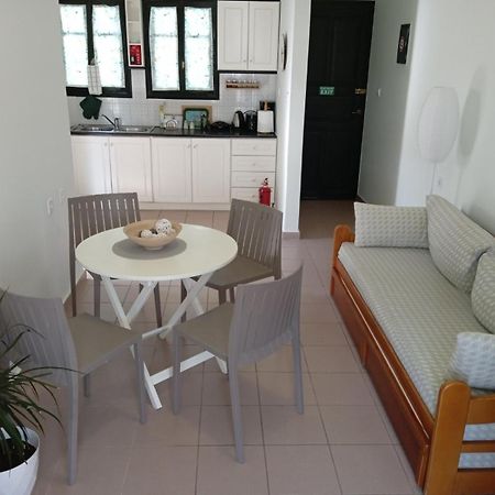 Phoeve Apt-Lovely 1-Br Rental Near The Beach كالاثاس المظهر الخارجي الصورة